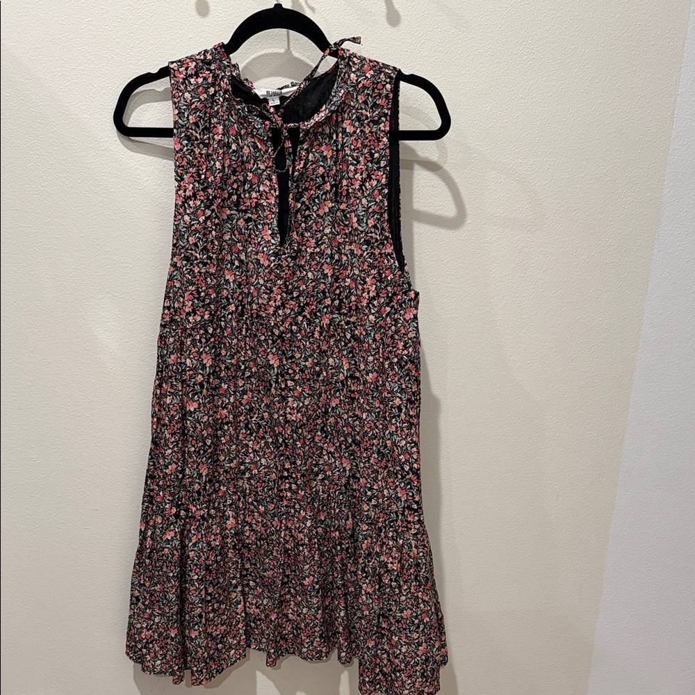 BB Dakota by Steve Madden Black Floral Tie-Neck Sundress